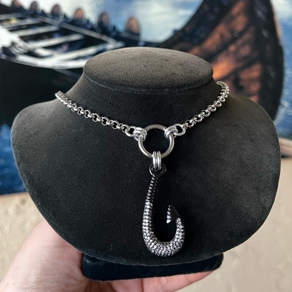 π΄β SALE ! red dot items are 2 for $25 . Bundle more than 3 and its $10 each π - Picture 5 of 11